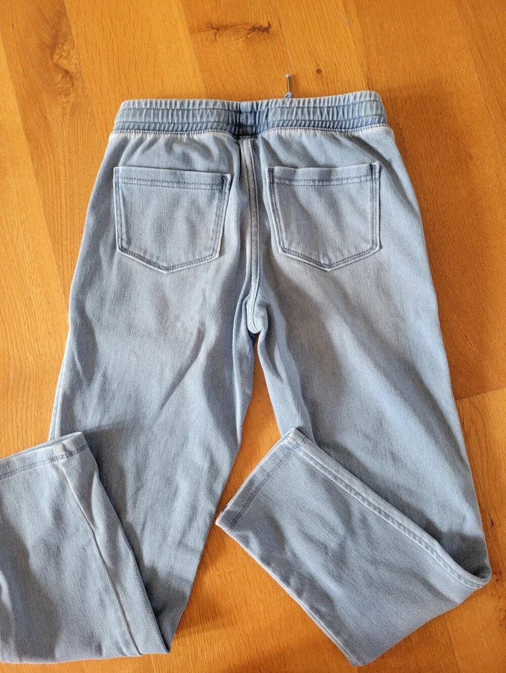 Girls size 8 Old Navy Light Wash Drawstring Waist pull on denim pants